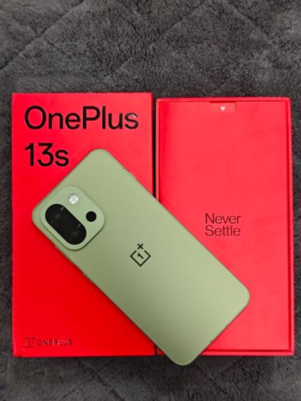 One Plus 13S 5G 12 256GB Green Silk Color