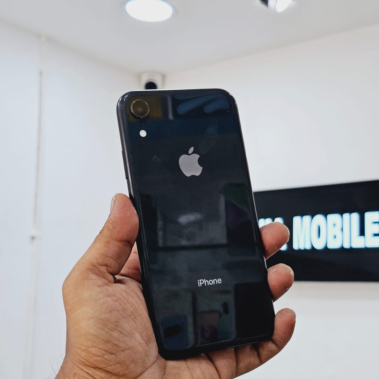 iPhone XR 128GB Black Color – Mania Mobiles – Innovation Meets Your Pocket